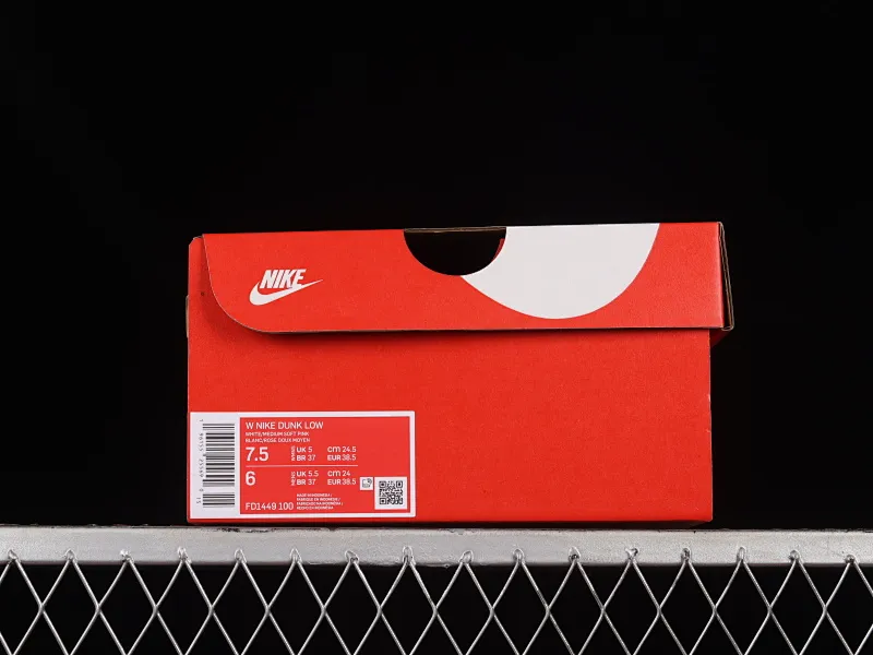 All categories Nk SB Dunk series Nk SB Dunk Low low-top sneakers C version Nk Dunk Low "Pink Paisley" Sakura pink SB low-top sports and leisure sneakers FD1449-100